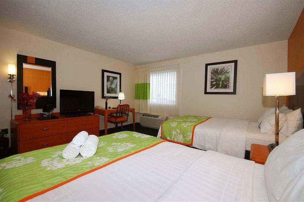 Fairfield Inn Boston Dedham Exterior foto